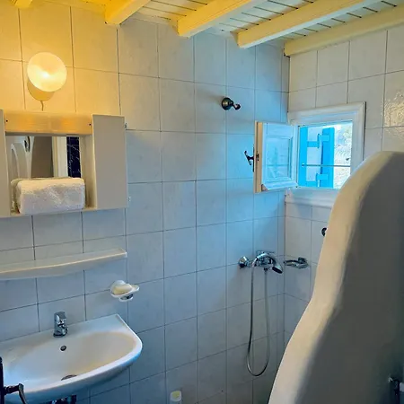 Stylish 2 Bd Escape With Patio At Apartment Ornos (Mykonos)