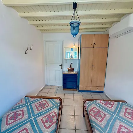 Stylish 2 Bd Escape With Patio At Apartment *